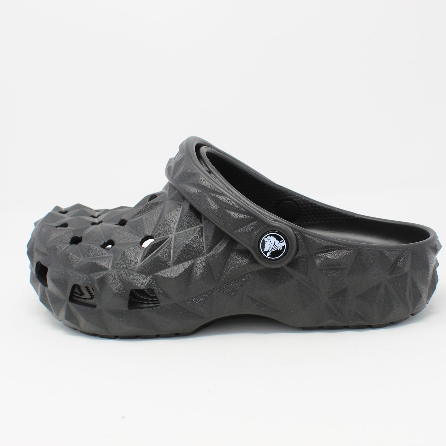 classic-geometric-clogBlack