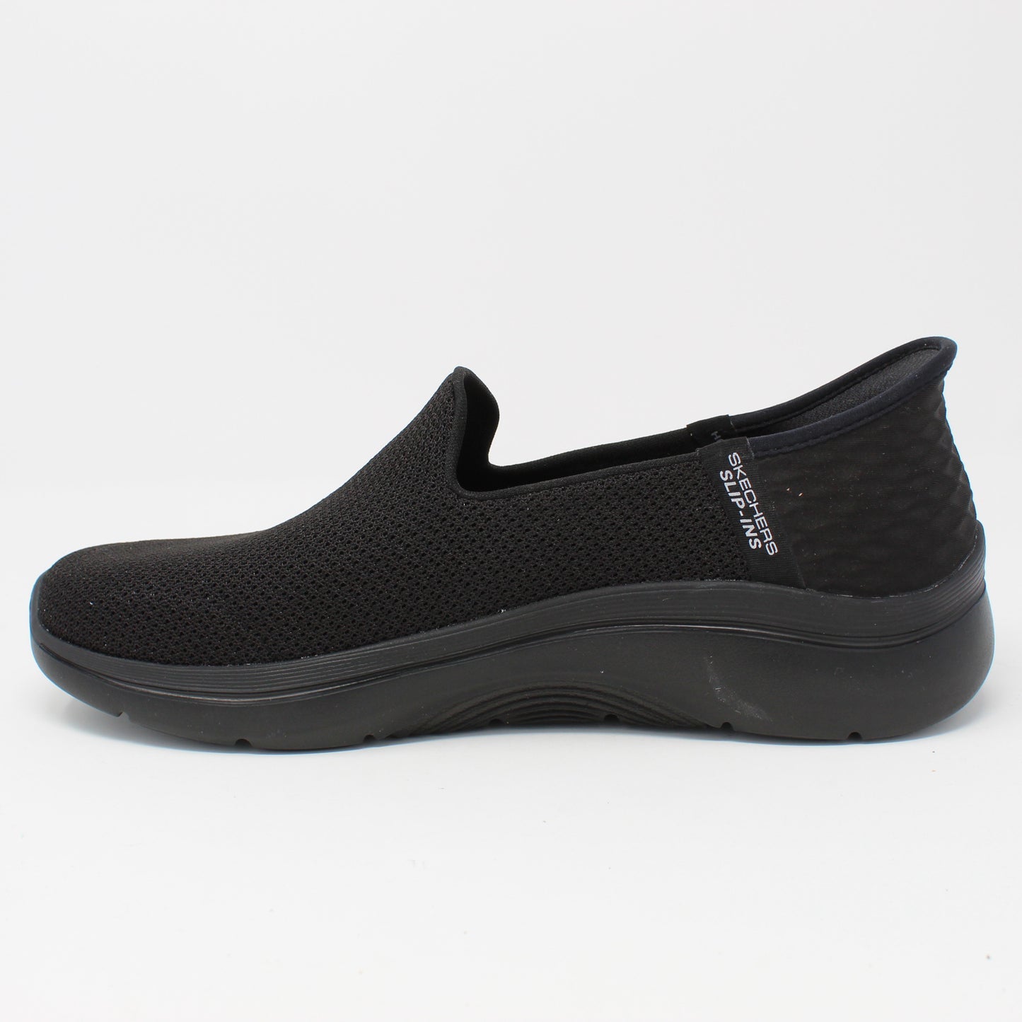 go-walk-arch-fit-2-0-delaraBlack