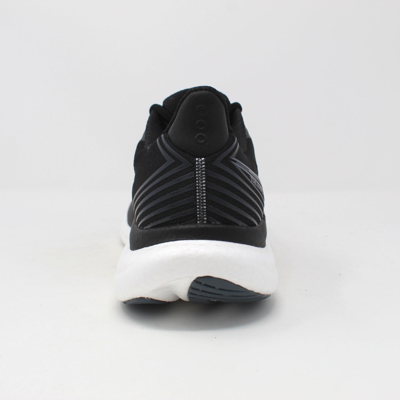 TRIUMPH 23 / BLACK/WHITE - BLACK/WHITE