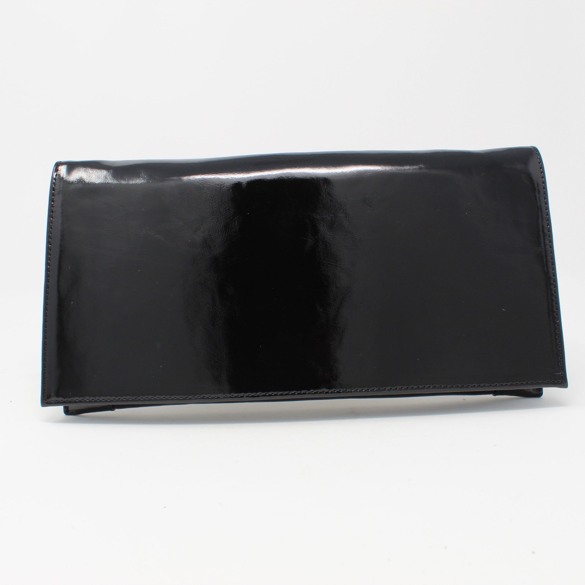 b0002Black