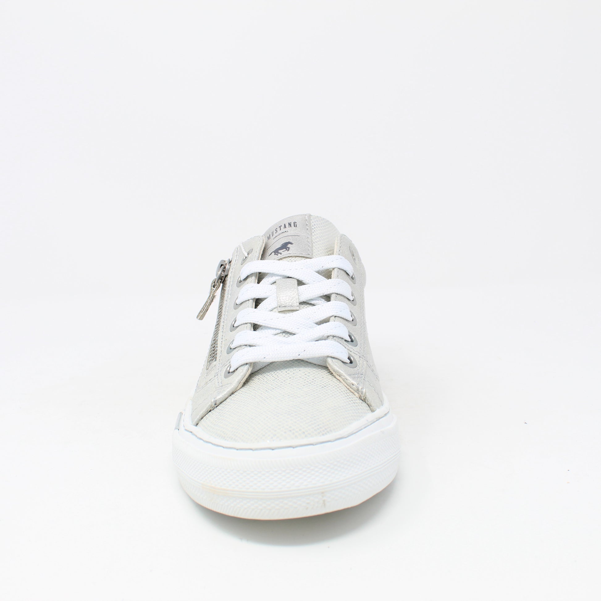1353308Silver