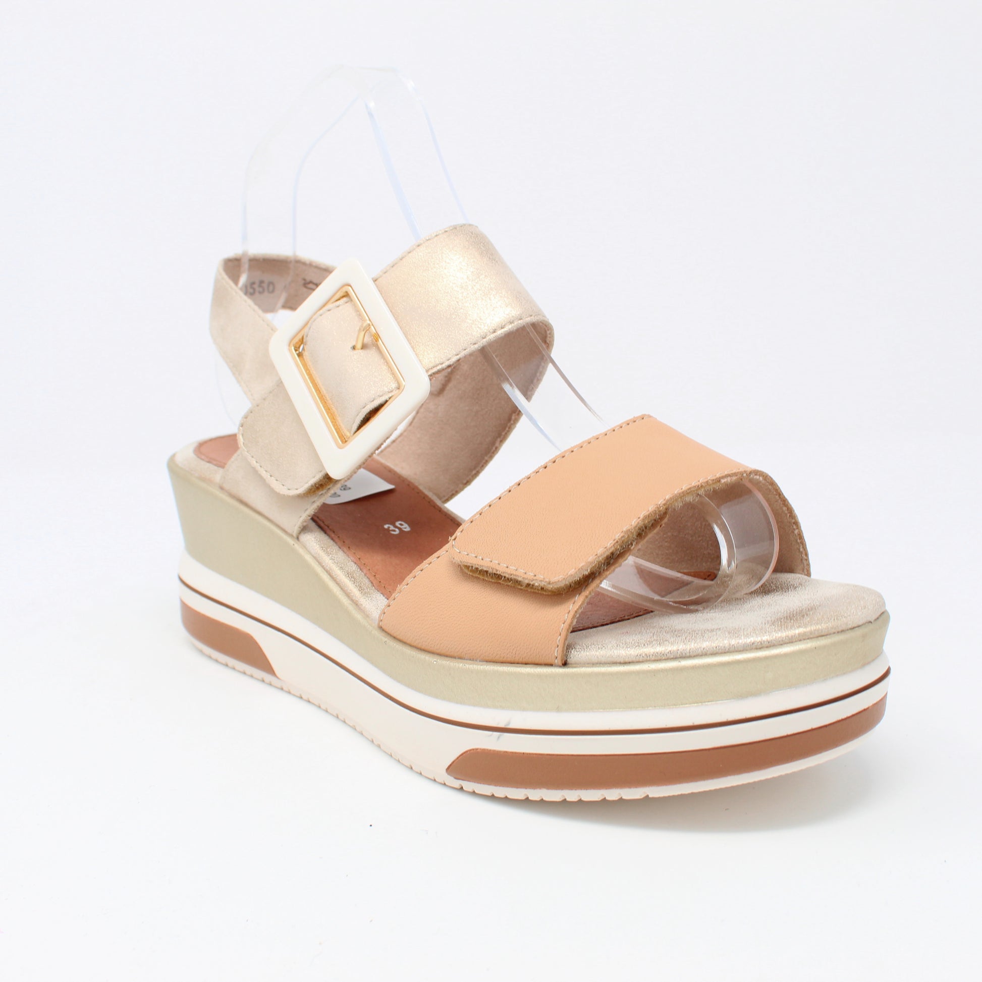 d1p50Beige