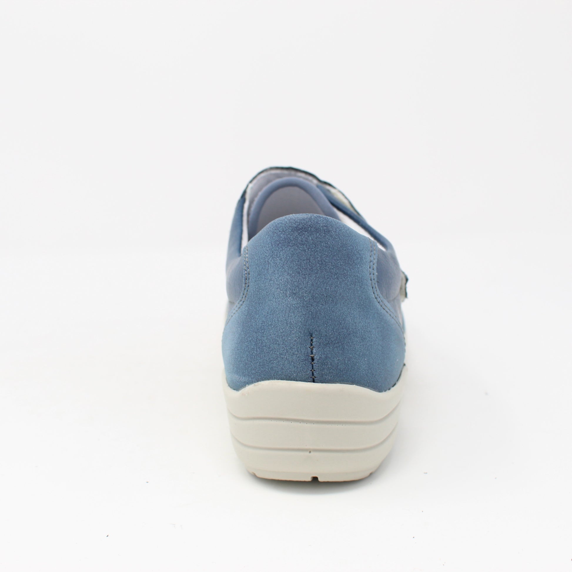 r7600Blue