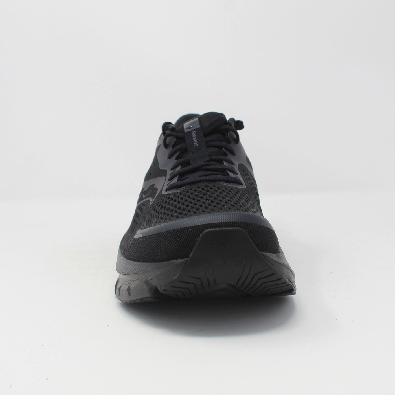 GUIDE 18 / TRIPLE BLACK - TRIPLE BLACK